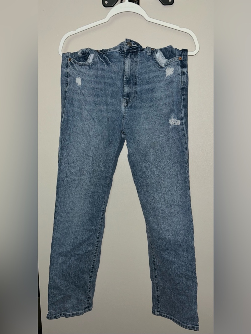 High-Rise Women's Distressed Blue Jeans